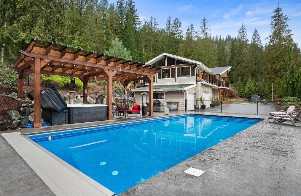 Residential concrete project photo for a Lower Mainland homeowner